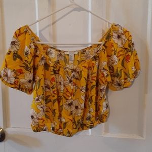 Floral print crop top/blouse